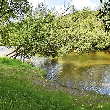 & Sazavsky Ostrov Apartment *
